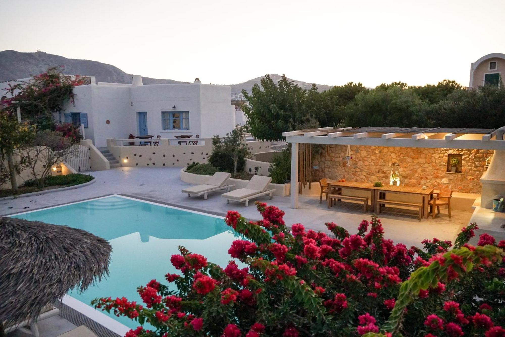 Theros Houses Santorini Kamári Buitenkant foto