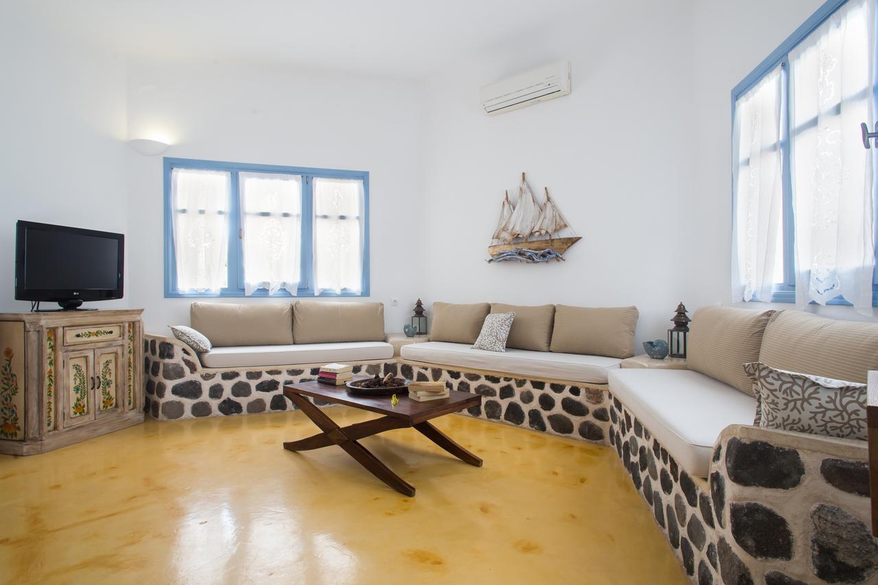 Theros Houses Santorini Kamári Buitenkant foto